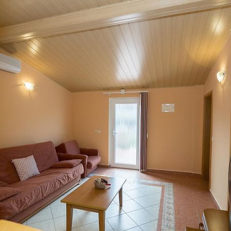 Apartments Kori Funtana Ngoại thất bức ảnh