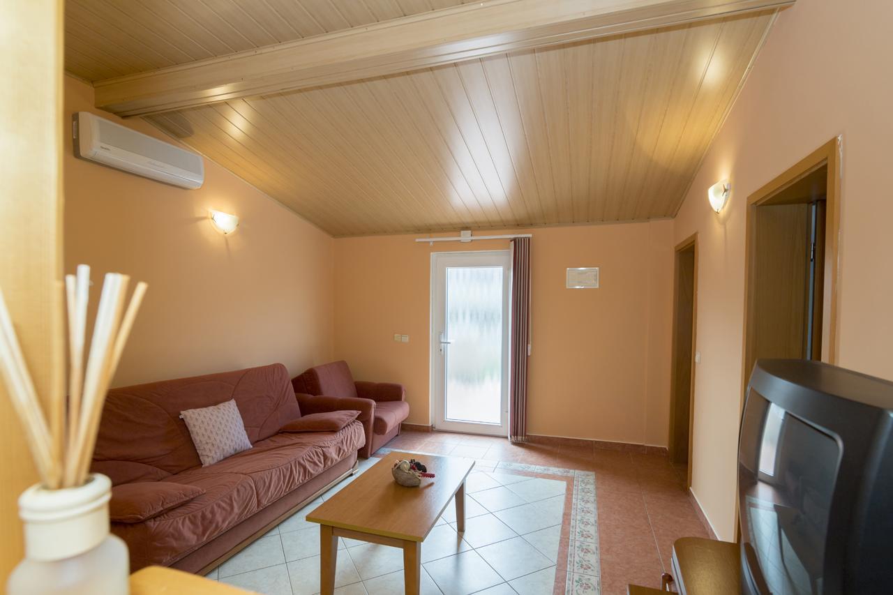 Apartments Kori Funtana Ngoại thất bức ảnh