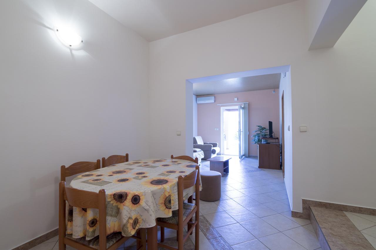 Apartments Kori Funtana Ngoại thất bức ảnh