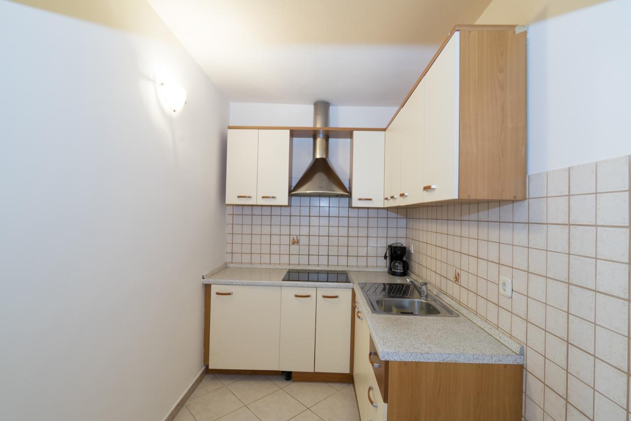 Apartments Kori Funtana Ngoại thất bức ảnh